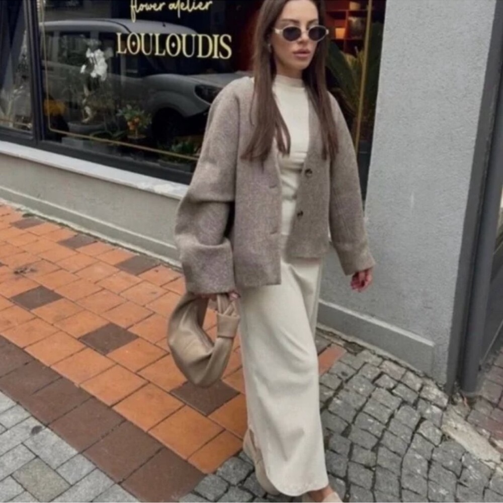 Zara Manteco Italian Wool Taupe Brown Oversized Crop Jacket Size Medium - Picture 3 of 9